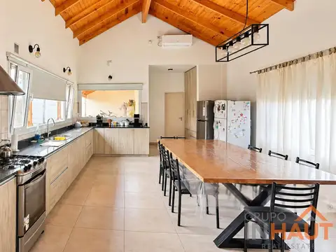 Casa 5 ambientes con 1 baño