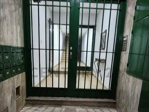 San Luis 2600, Piso 2