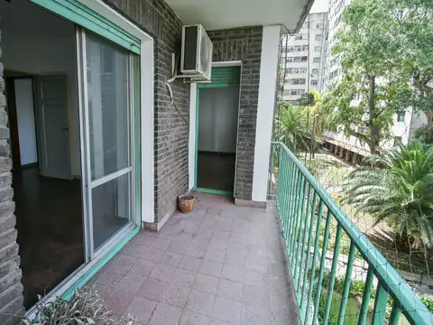 Departamento en Venta en Parque Chacabuco, USD 115.000