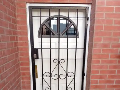 Casa en Alquiler en Caseros, $ 750.000