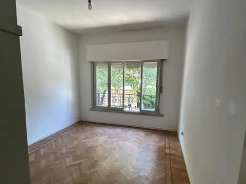 Depto Tipo Casa en Alquiler de 3 ambientes