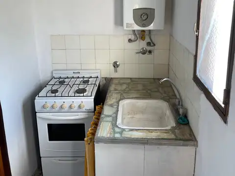 524 esq 21- Depto 1º piso por escalera- 1 dormitorio