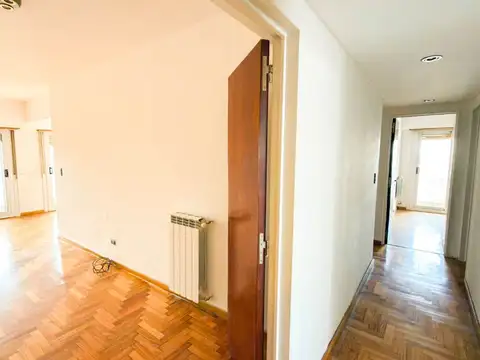 Departamento 7 ambientes con 3 baños
