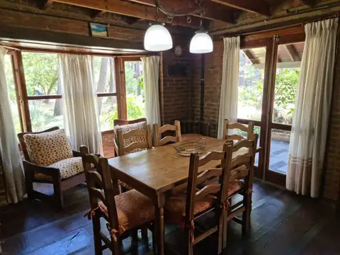 Casa en Alquiler Temporal con 1 cochera