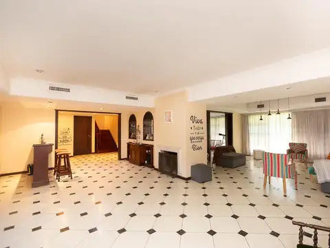 Casa en Venta de 4 dormitorios