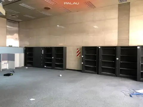 Excelente Local con oficinas - Reconquista Esq. Sarmiento