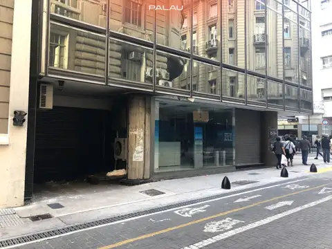 Excelente Local con oficinas - Reconquista Esq. Sarmiento
