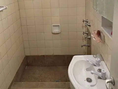 PH DE 2 AMB.  PATIO Y LAVADERO - VILLA BOSCH