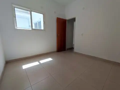 Depto Tipo Casa en Alquiler de 2 ambientes