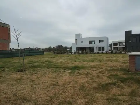 Village Plaza