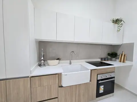 Depto Tipo Casa en Venta al Este