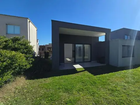 Boulevard de Todos los Santos 4300