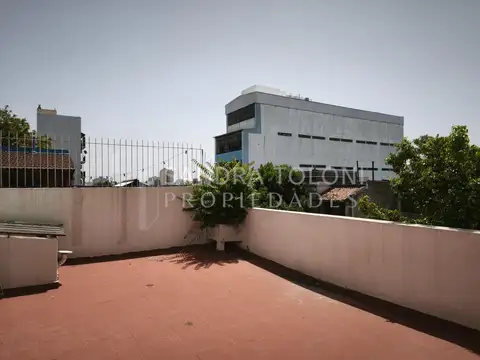 Depto Tipo Casa en Venta de 4 ambientes