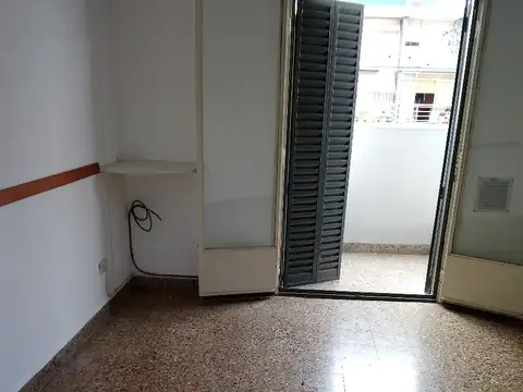 Av Carabobo 500, Piso 2