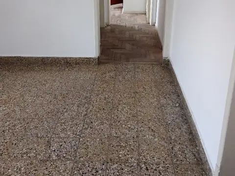 Departamento en Alquiler en Flores, $ 550.000