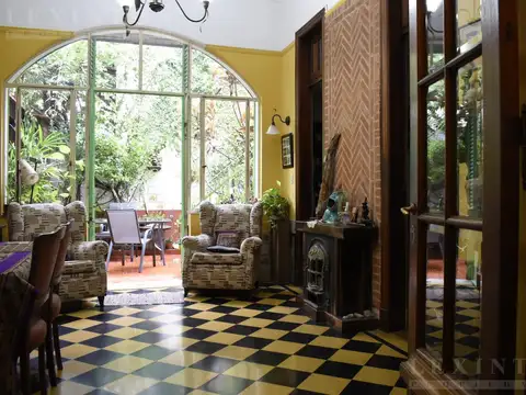 CASONA - LOCAL - IDEAL BAR - GIMNASIO / ACADEMIA / SHOWROOM  CON PATIO y  TERRAZA – VENTA COLEGIALES