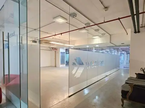Oficina en Alquiler 28 años