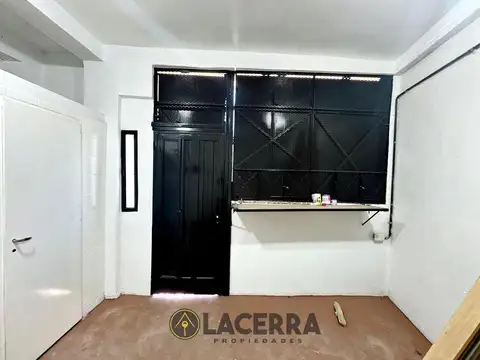Local en Alquiler en Loma Hermosa, $ 450.000