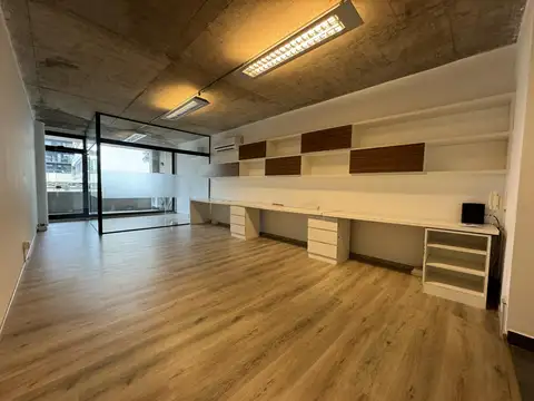 Oficina en Alquiler en Colegiales, USD 650