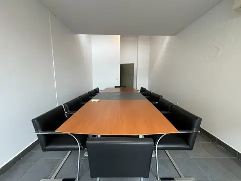 Oficina en Alquiler en Colegiales, USD 650