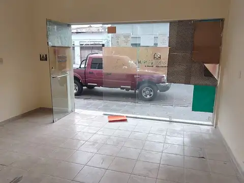 SE ALQUILA LOCAL COMERCIAL ZONA CENTRICA CATAMARCA