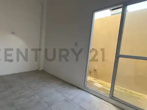 PH  2 Ambientes a Estrenar Entrada Independiente PB Hurlingham