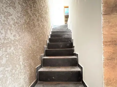 DUPLEX EN VENTA QUINTAS DE ARGÜELLO 3 DORM