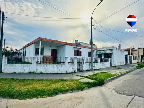 VENTA CASA ESQUINA INTERSINDICAL APTO CREDITO