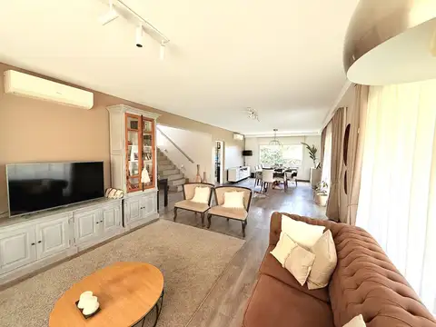Casa en Alquiler en San Sebastian, USD 2.800