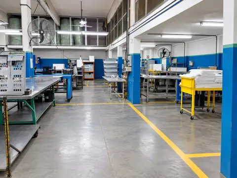 Venta Caseros Planta Industrial Oficina