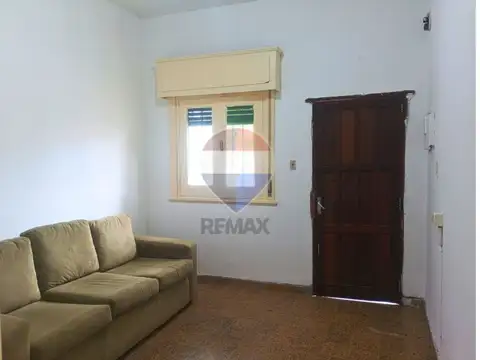 Depto Tipo Casa en Alquiler de 3 ambientes
