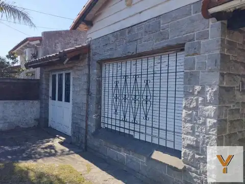 Casa en Venta en Manuel B Gonnet, USD 105.000