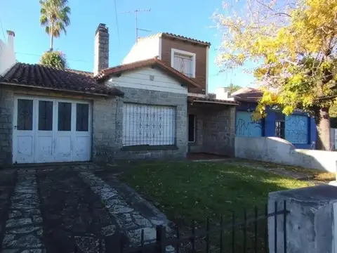 Camino General Belgrano e/ 483 y 484