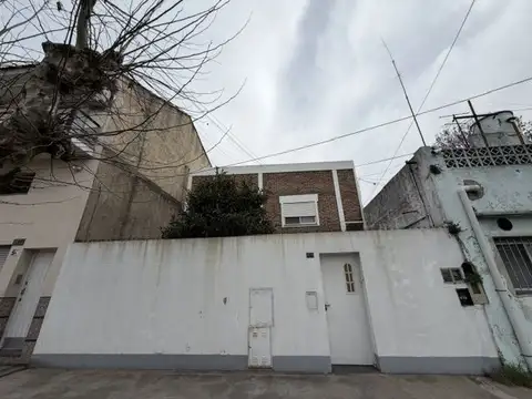 Casa - Venta - Argentina, Avellaneda - Avenida Roca 1311