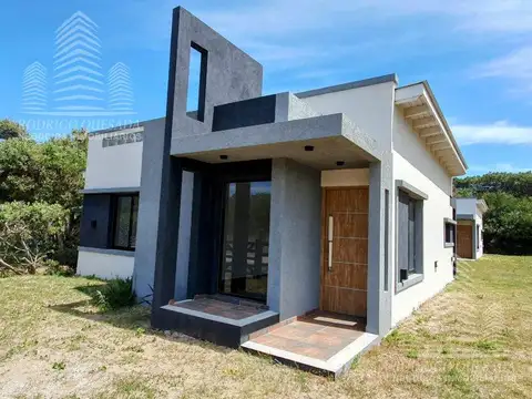 |CASA FRENTE AL MAR| |NUEVA ATLANTIS|