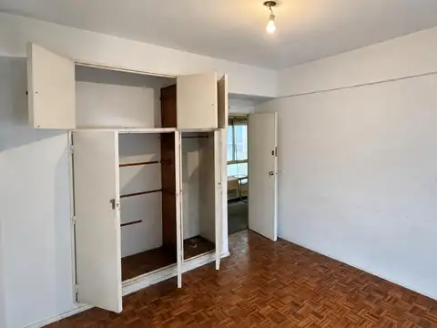 VENTA / Florida 700 Piso 8 / Oficina / 2 ambientes / San Nicolás
