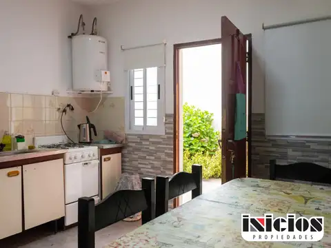 Francisco de las Carreras 900