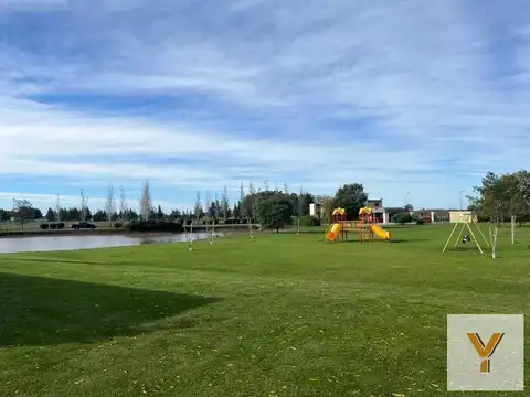 Terreno en Venta 30  mts Fondo