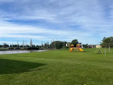 Terreno en Venta 30  mts Fondo