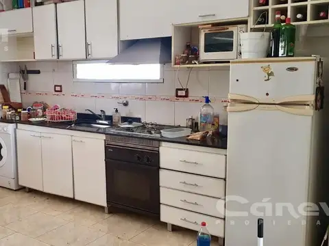 Casa 7 ambientes con 3 baños