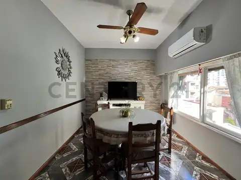 Deheza 2200, Piso 0