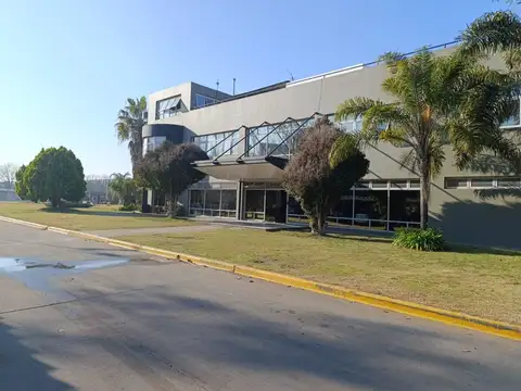 Oficina Monoambiente con 2 baños