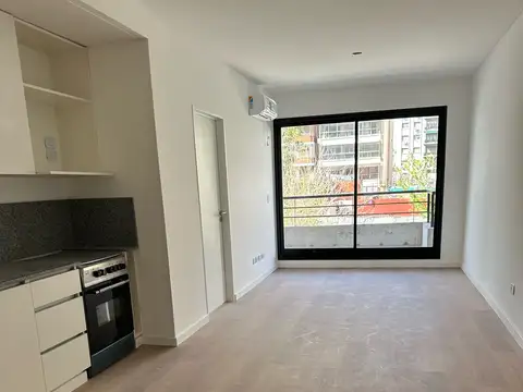 VENTA 2AMB CON BALCON Y AMENITIES EN FLORES.