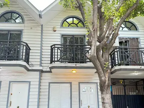Duplex 3 ambientes en 2 plantas en venta - Quilmes Oeste