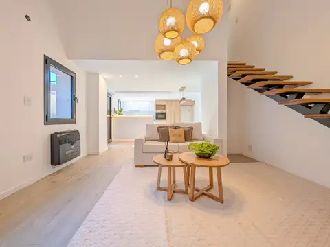 Depto Tipo Casa en Venta de 4 ambientes