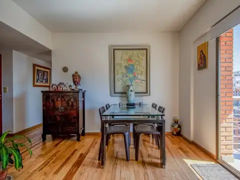 VENTA DEPTO 4 AMB CON VISTA AL RÍO Y DOS COCHERAS