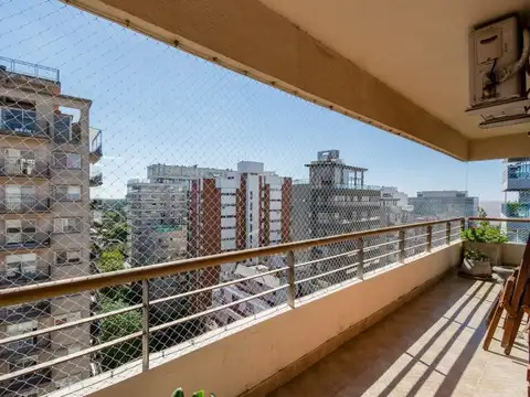 Departamento en Venta en Olivos Vías/Río, USD 389.000