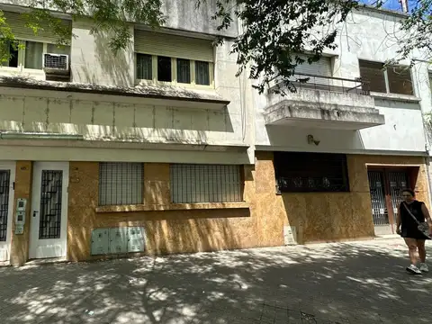 Casa 2 dorm + 2 comodines en excelente ubicacion