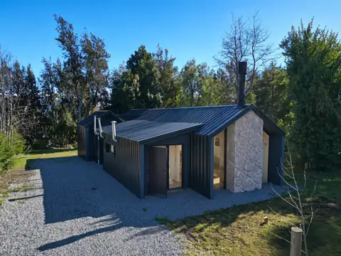 Casa 3 ambientes con 2 baños
