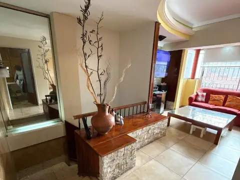 Depto Tipo Casa en Venta de 4 ambientes